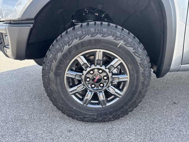 Used 2026 GMC Sierra 1500 AT4X image 10