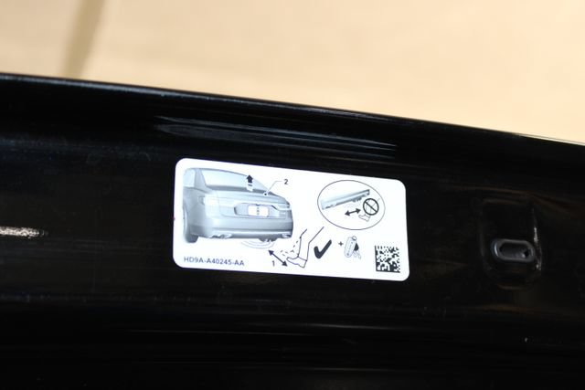 Used 2017 Lincoln Continental Select FWD image 29