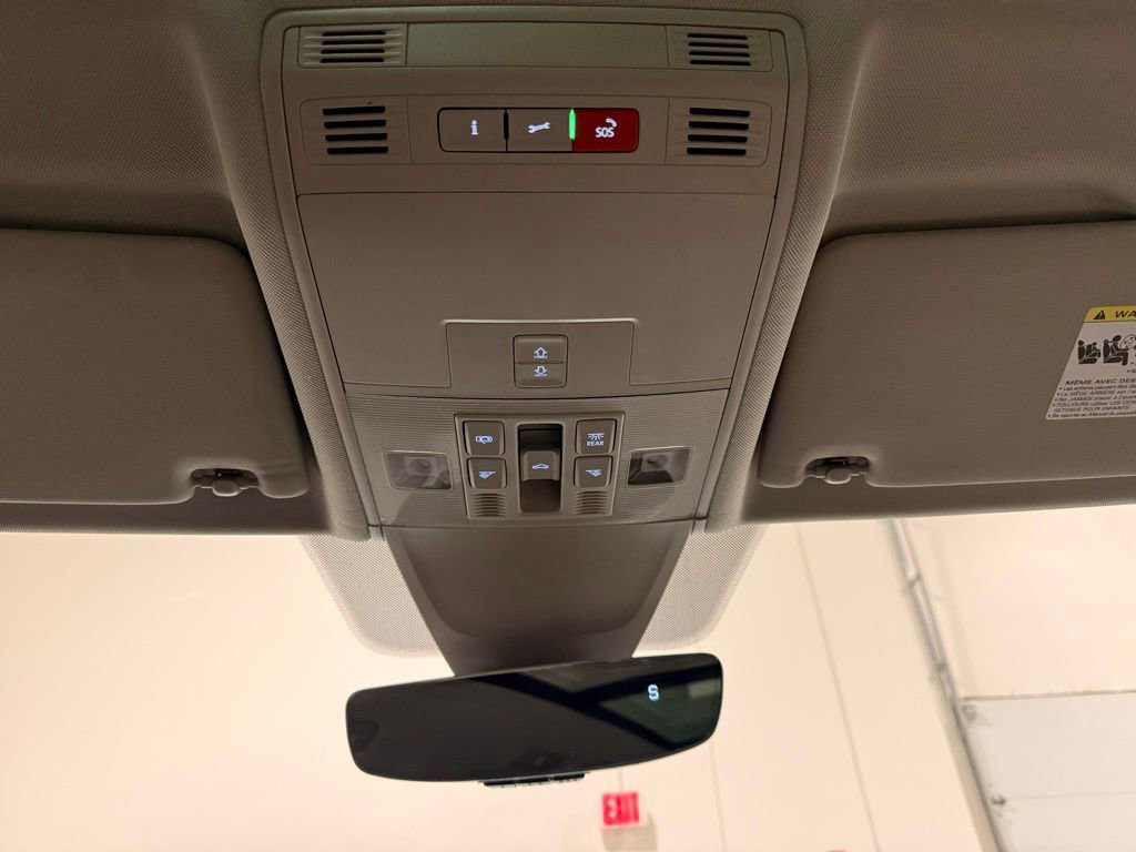 Used 2022 Volkswagen Tiguan SE image 21