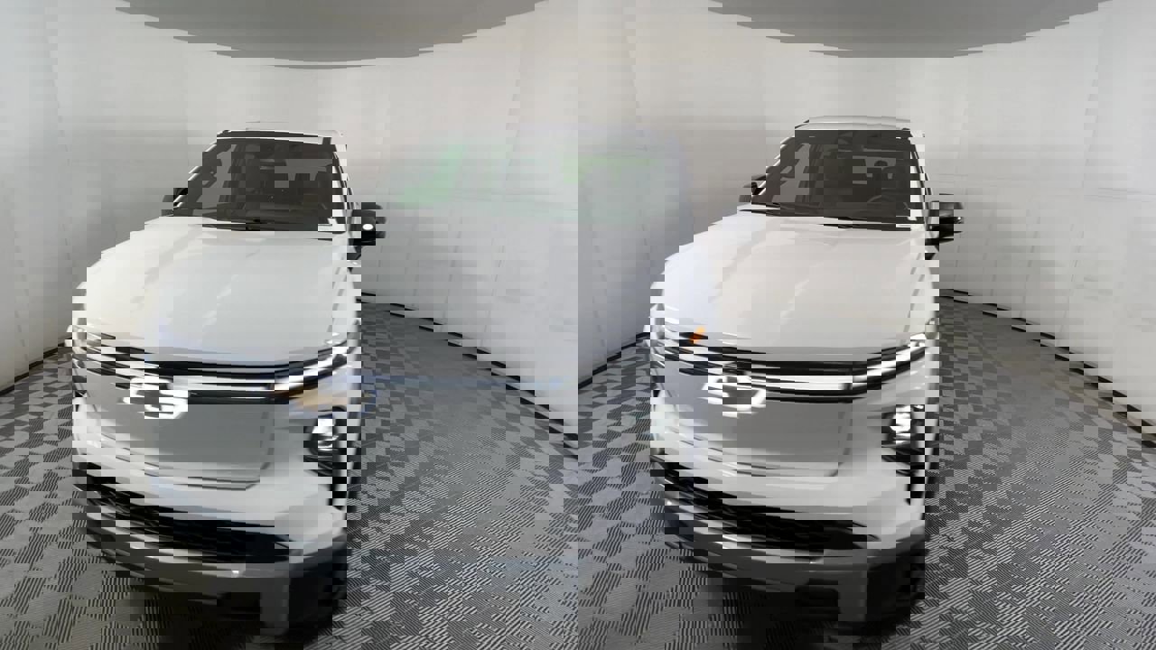 New 2025 Chevrolet Silverado EV LT image 64