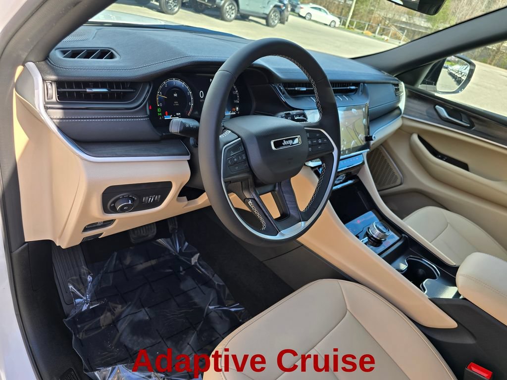 New 2026 Jeep Grand Cherokee Limited w/ Trailer Tow Package AWD/4WD image 20