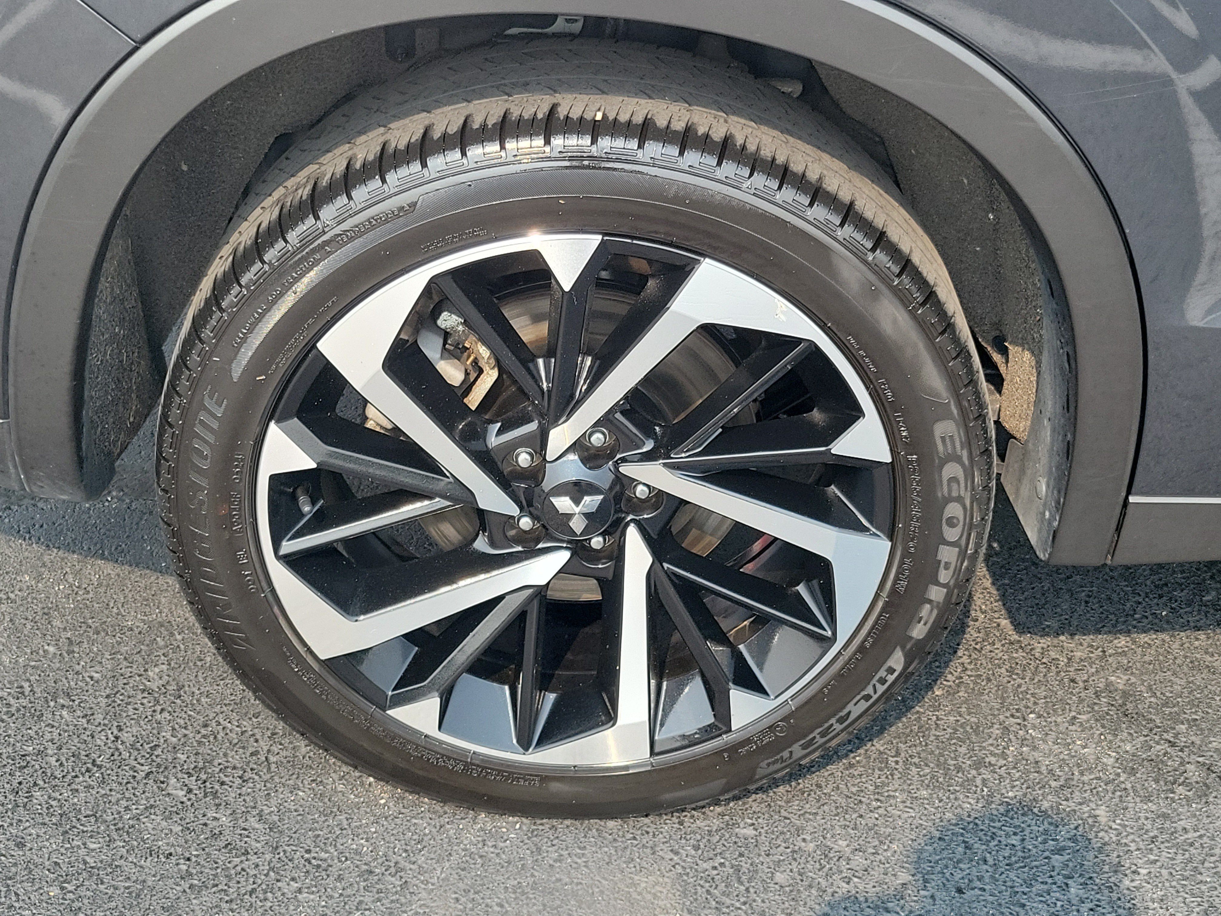 Used 2024 Mitsubishi Outlander SE AWD/4WD image 6