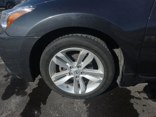 Used 2011 Nissan Altima 2.5 S w/ 2.5S Premium Pkg image 12