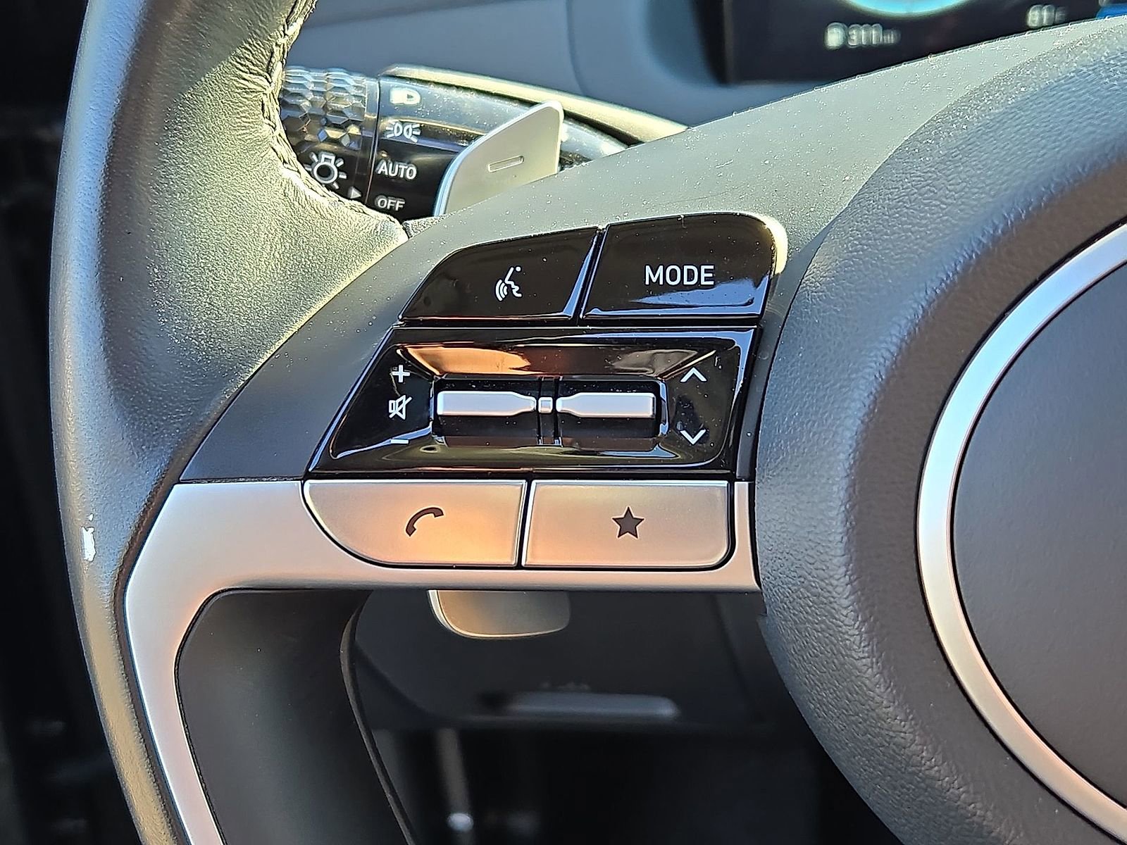 Certified 2023 Hyundai Tucson Limited w/ Cargo Package image 23