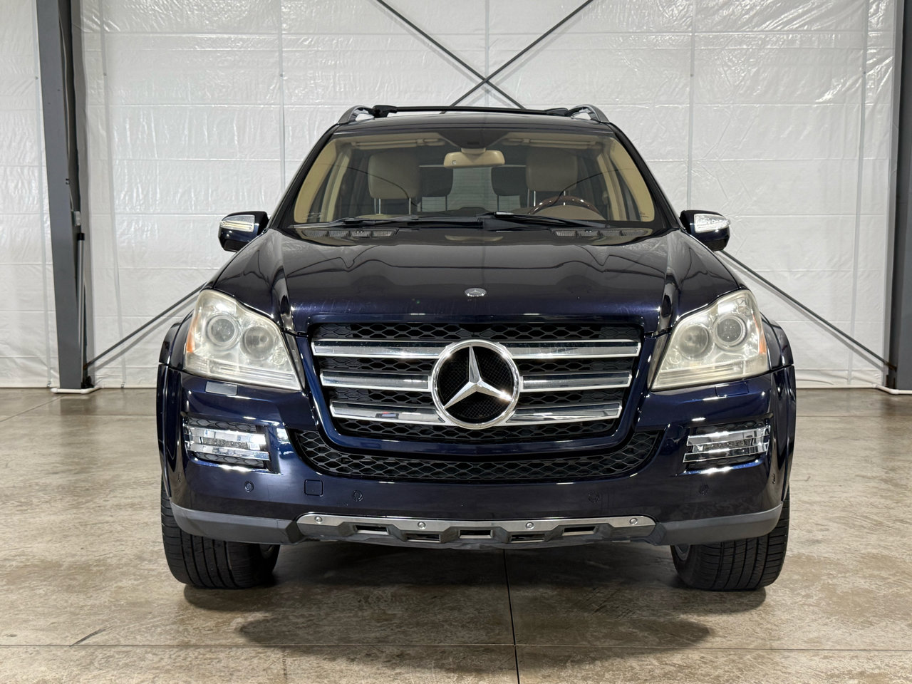 Used 2010 Mercedes-Benz GL 550 4MATIC image 5