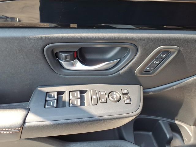 Certified 2024 Honda Pilot TrailSport image 14