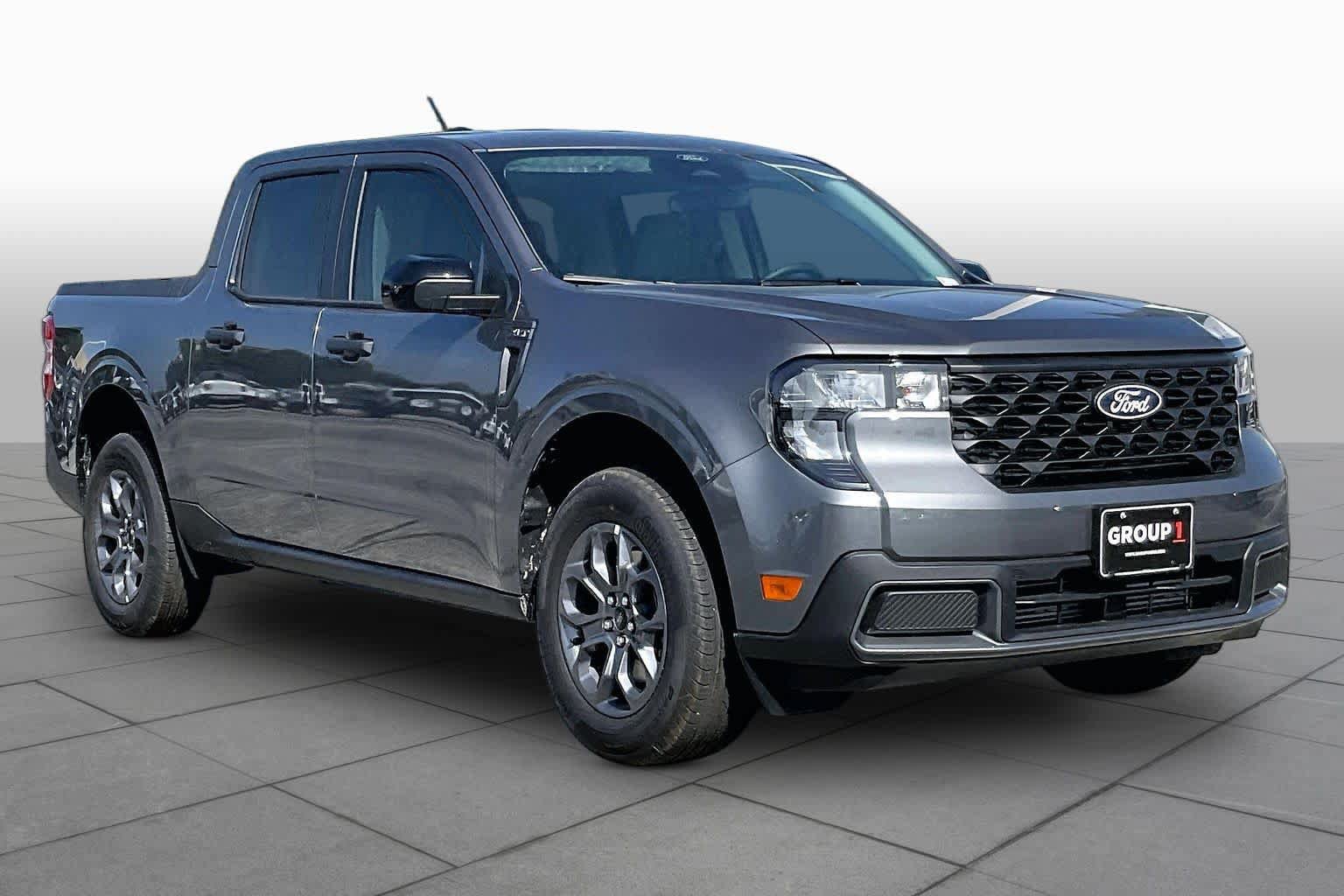 New 2026 Ford Maverick XLT w/ XLT Luxury Package FWD image 2