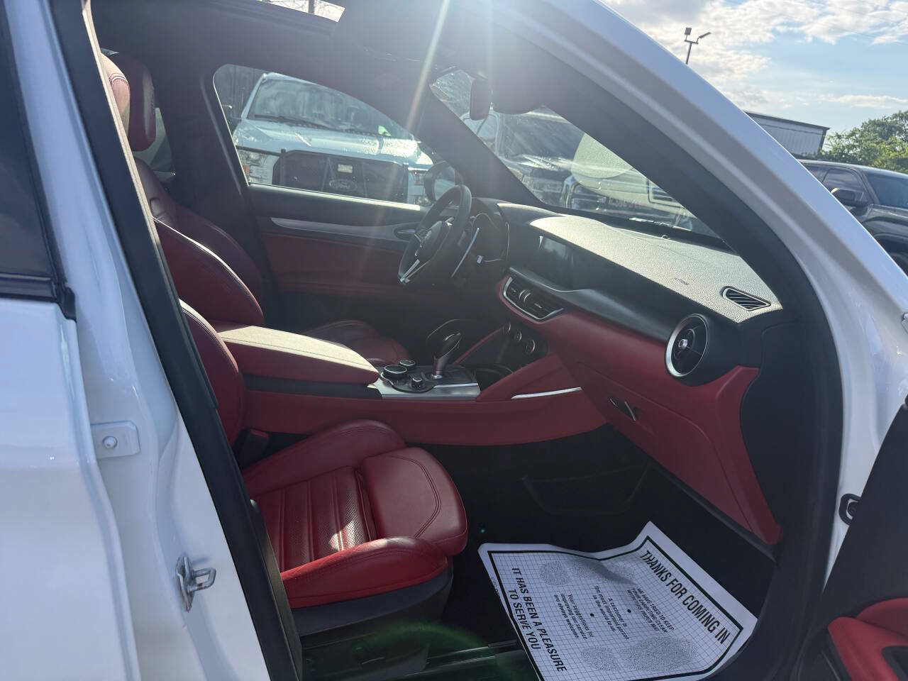 Used 2019 Alfa Romeo Stelvio Ti Sport w/ Quick Order Package 22S Sport AWD/4WD image 10