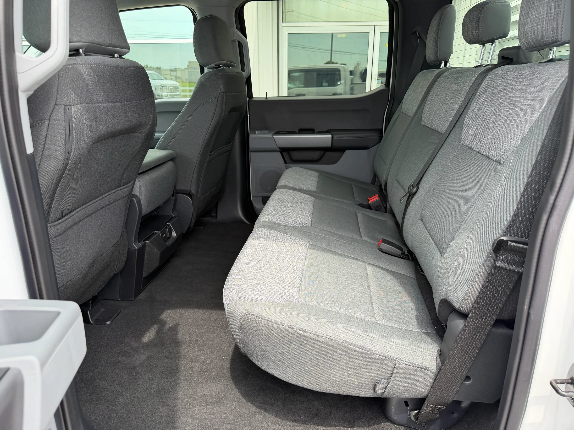 Used 2025 Ford F350 XLT AWD/4WD image 22