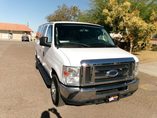 Used 2013 Ford E-350 and Econoline 350 XLT RWD image 3