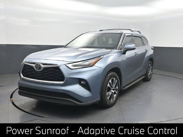Used 2022 Toyota Highlander XLE