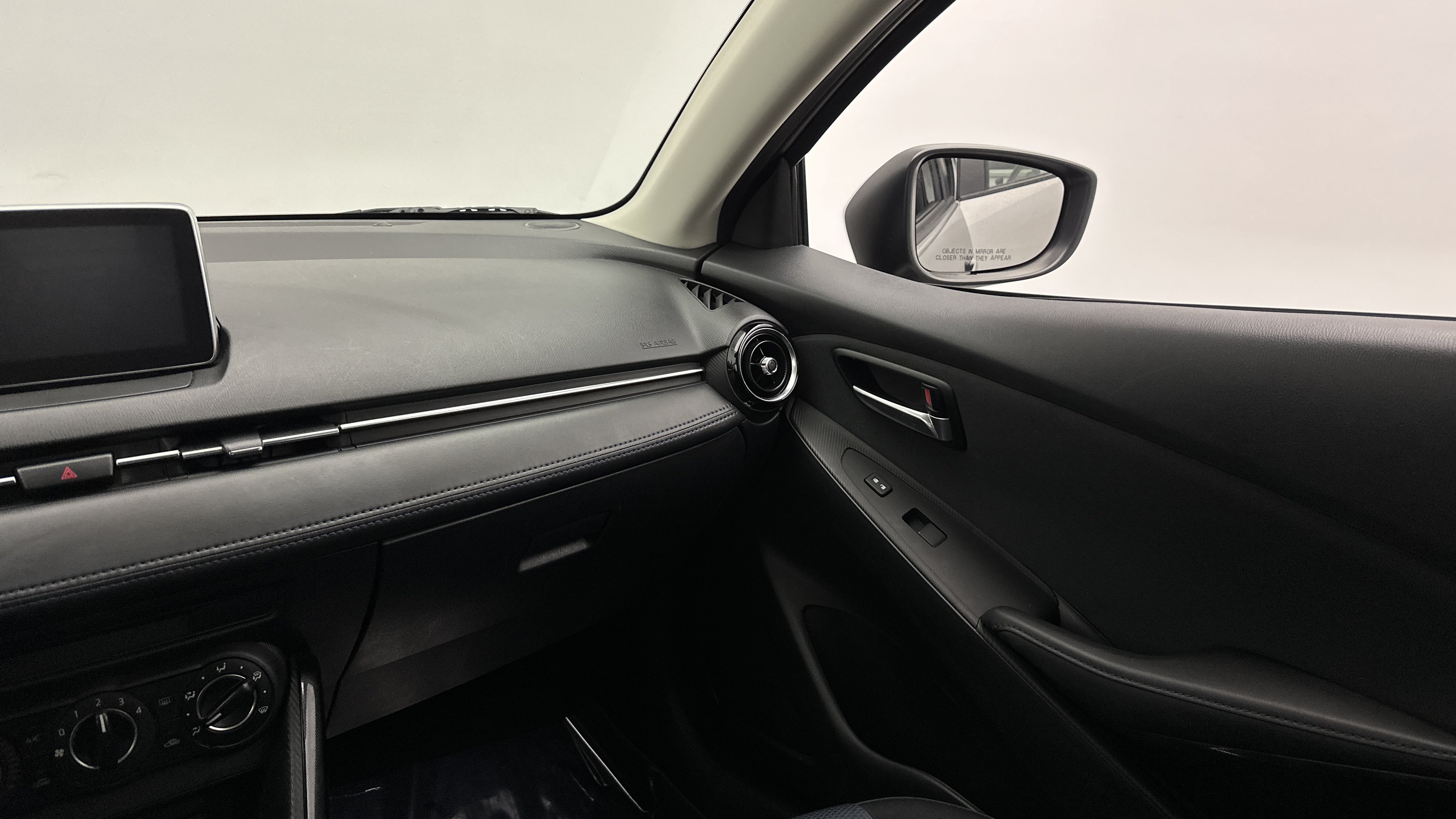 Used 2016 Scion iA FWD image 31