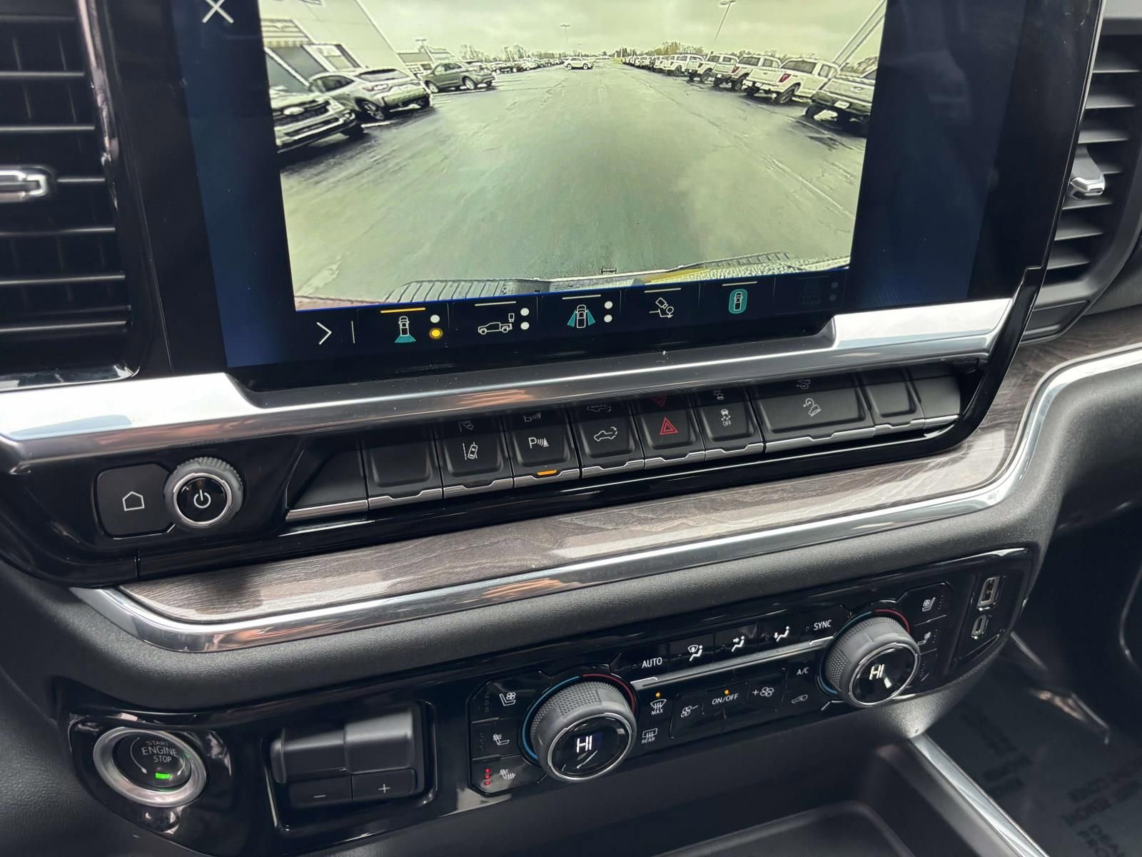 Used 2024 Chevrolet Silverado 2500 LTZ w/ LTZ Premium Package image 24