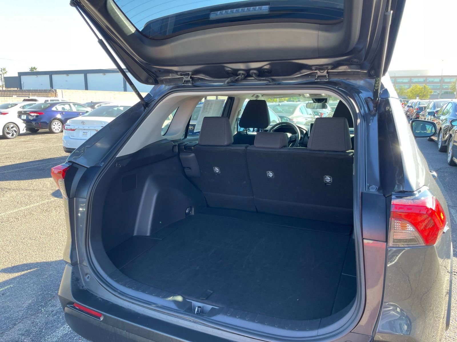 Used 2025 Toyota RAV4 LE image 30