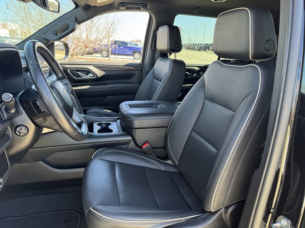 Used 2023 Chevrolet Tahoe Premier AWD/4WD image 24