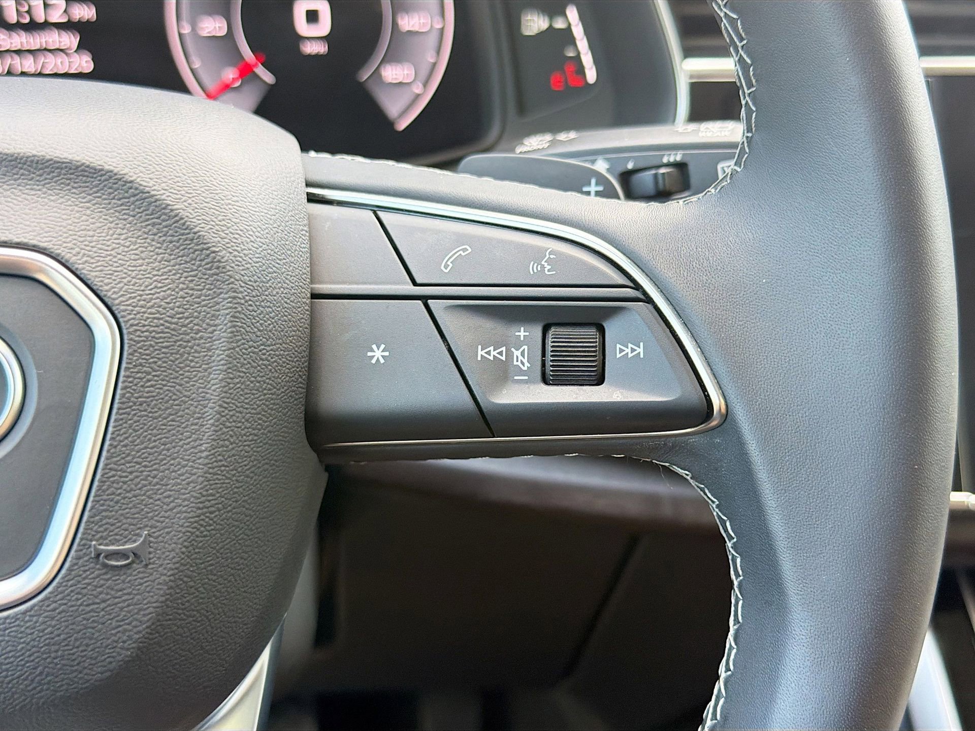 Used 2025 Audi Q7 3.0T Premium image 42