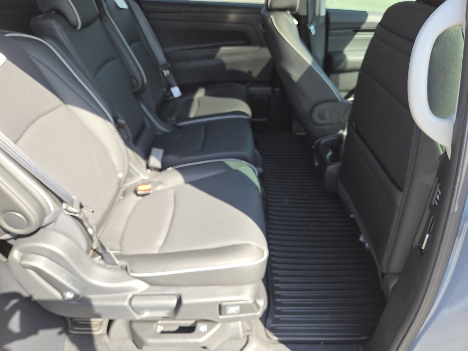New 2026 Honda Odyssey Touring image 26
