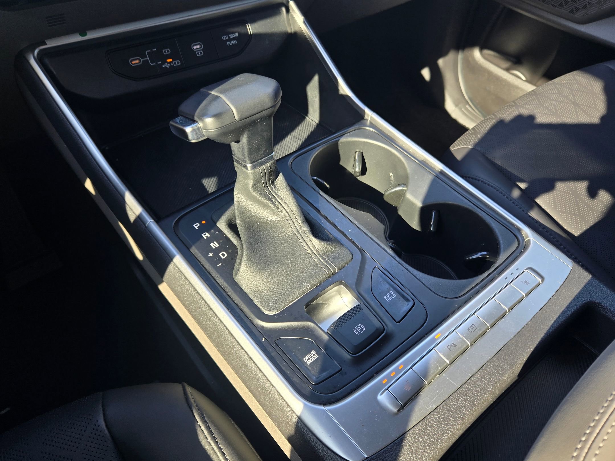 Certified 2025 Kia Carnival image 30