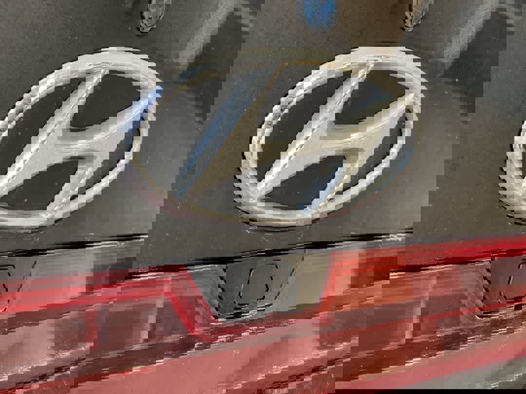 Used 2023 Hyundai Elantra SEL image 11