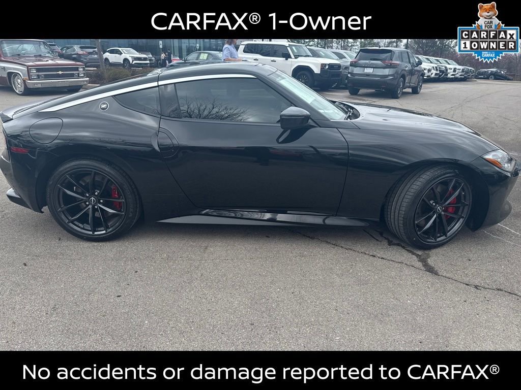 Used 2024 Nissan Z Performance w/ Floor Mat Package video 3