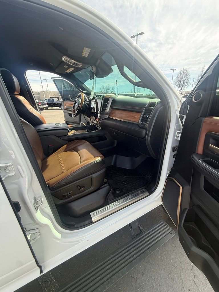 Used 2022 RAM 2500 Limited image 11