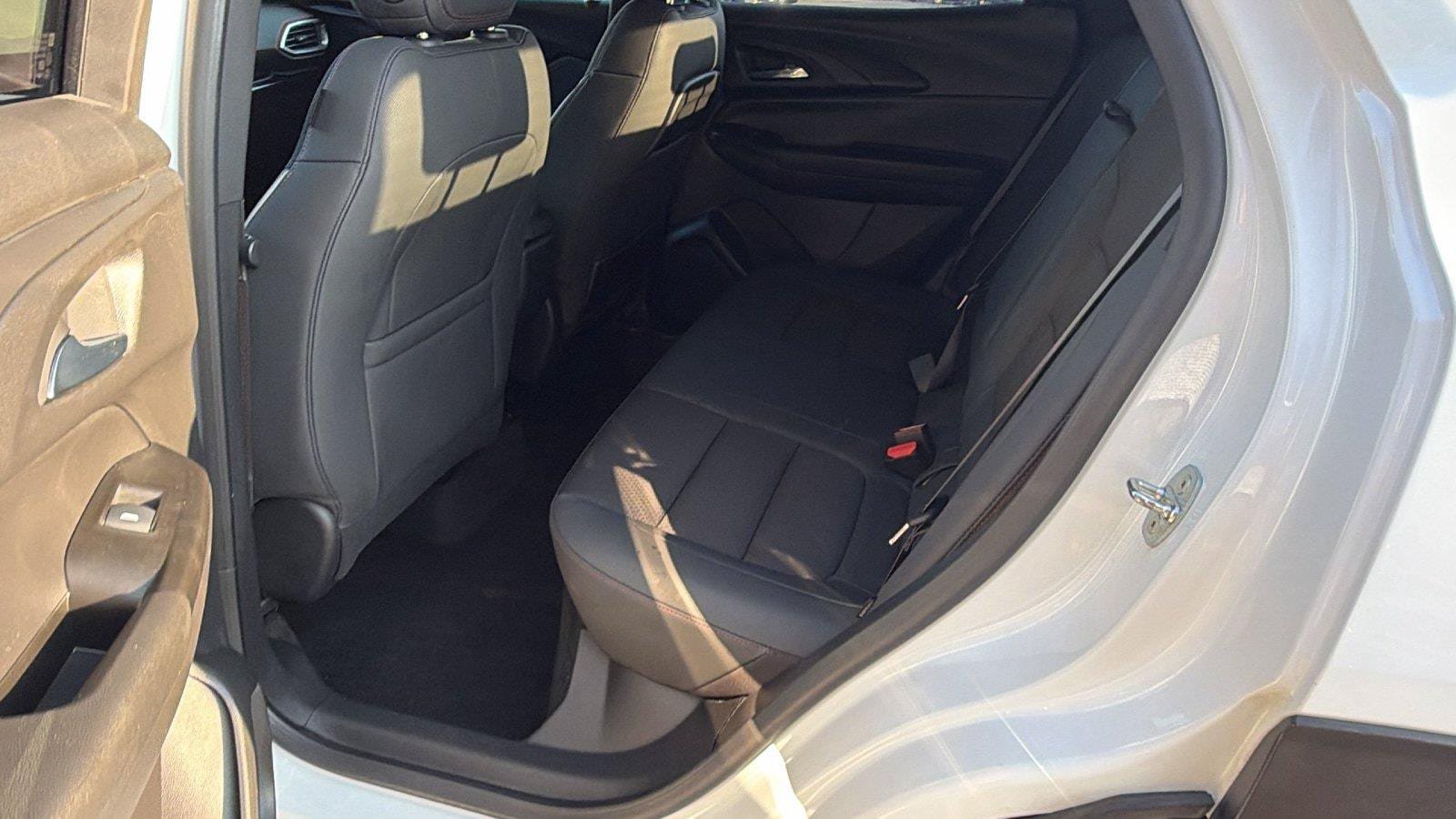 Used 2023 Chevrolet TrailBlazer RS w/ Convenience Package FWD image 23
