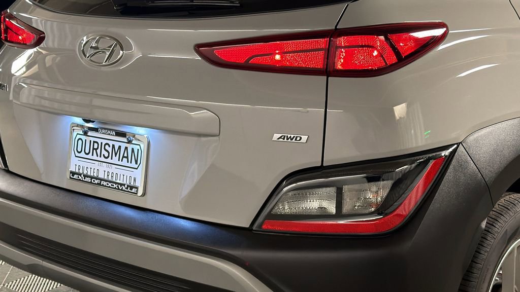 Used 2022 Hyundai Kona SE image 8