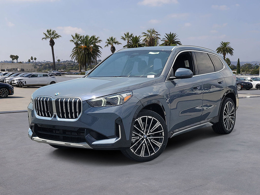 New 2026 BMW X1 xDrive28i w/ Technology Package