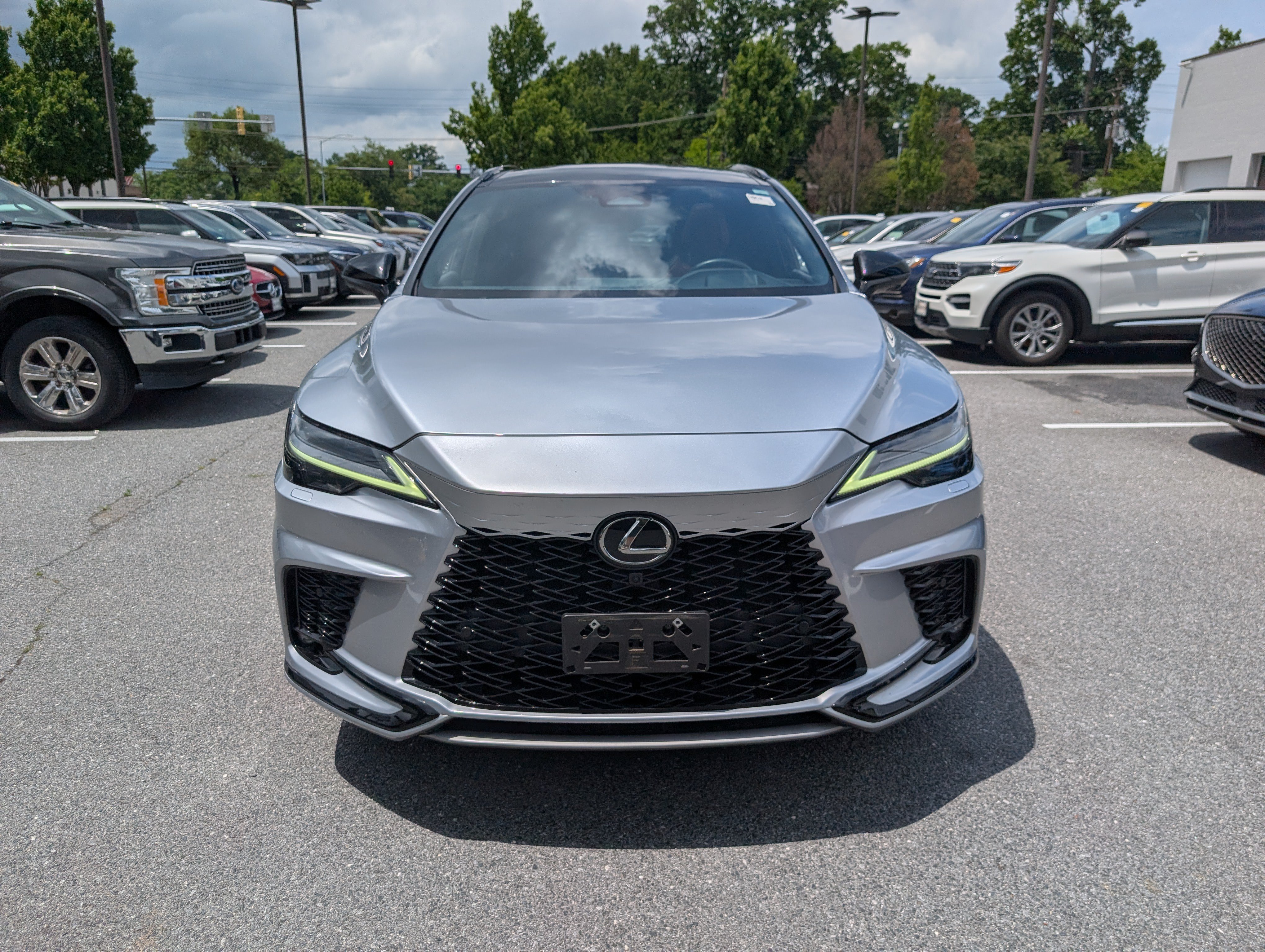 Certified 2023 Lexus RX 500h F Sport w/ Accessory Package (Z1) AWD/4WD image 8