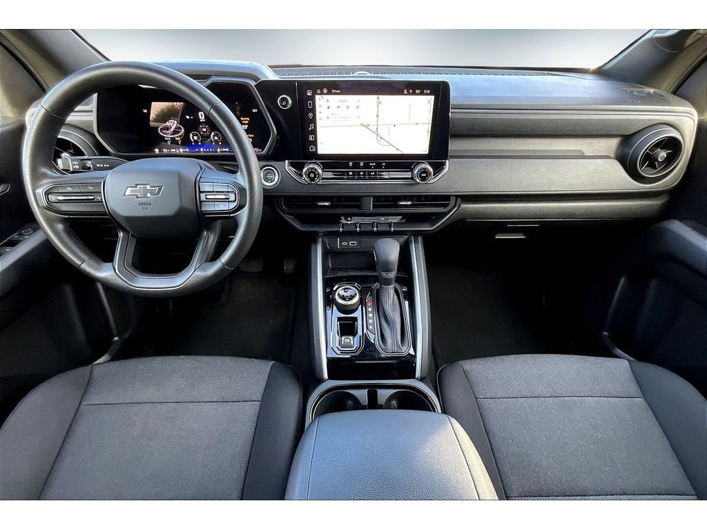 Used 2024 Chevrolet Colorado Trail Boss w/ Technology Package image 8