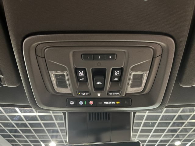 Used 2024 GMC Sierra 2500 Denali w/ Denali Reserve Package AWD/4WD image 23