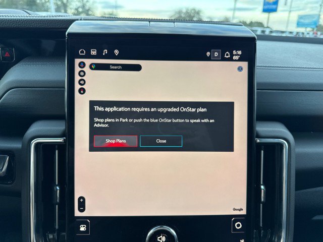 Used 2025 GMC Yukon XL Denali AWD/4WD image 31