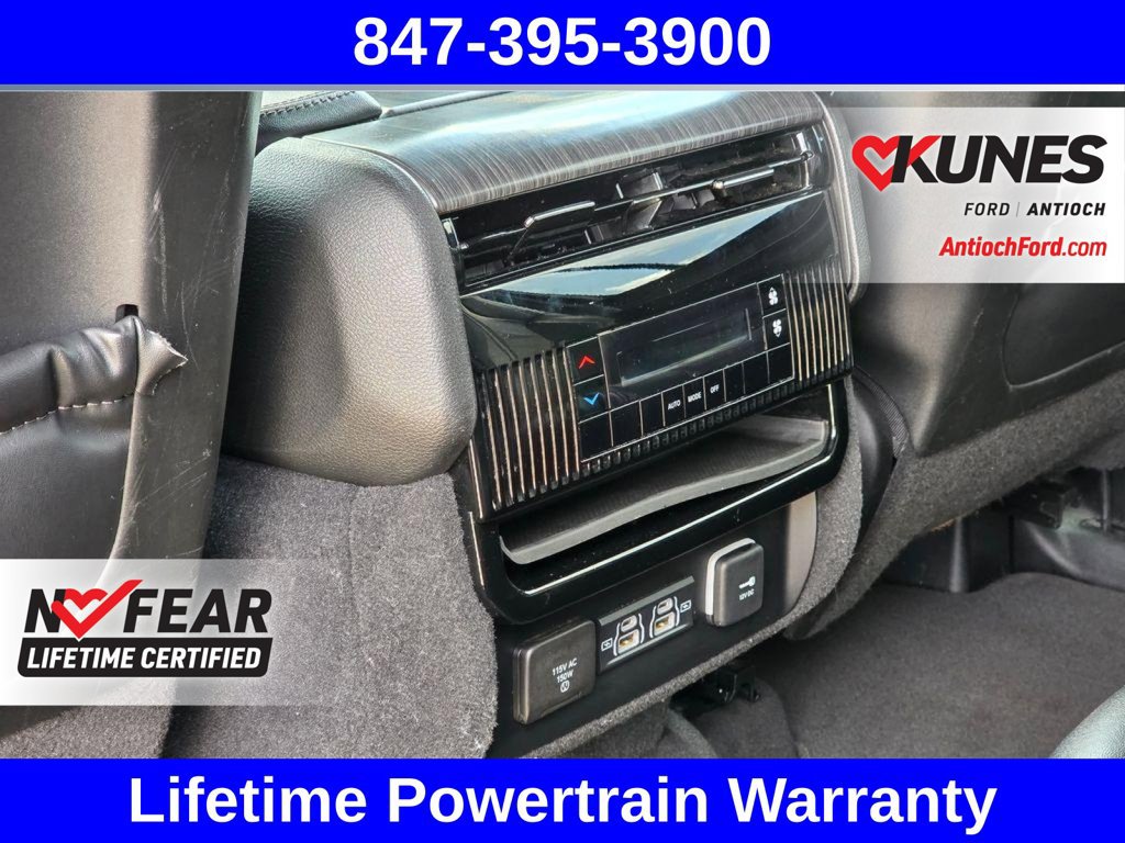 Used 2024 Jeep Wagoneer L Series II w/ Flexible Seating Group AWD/4WD image 30