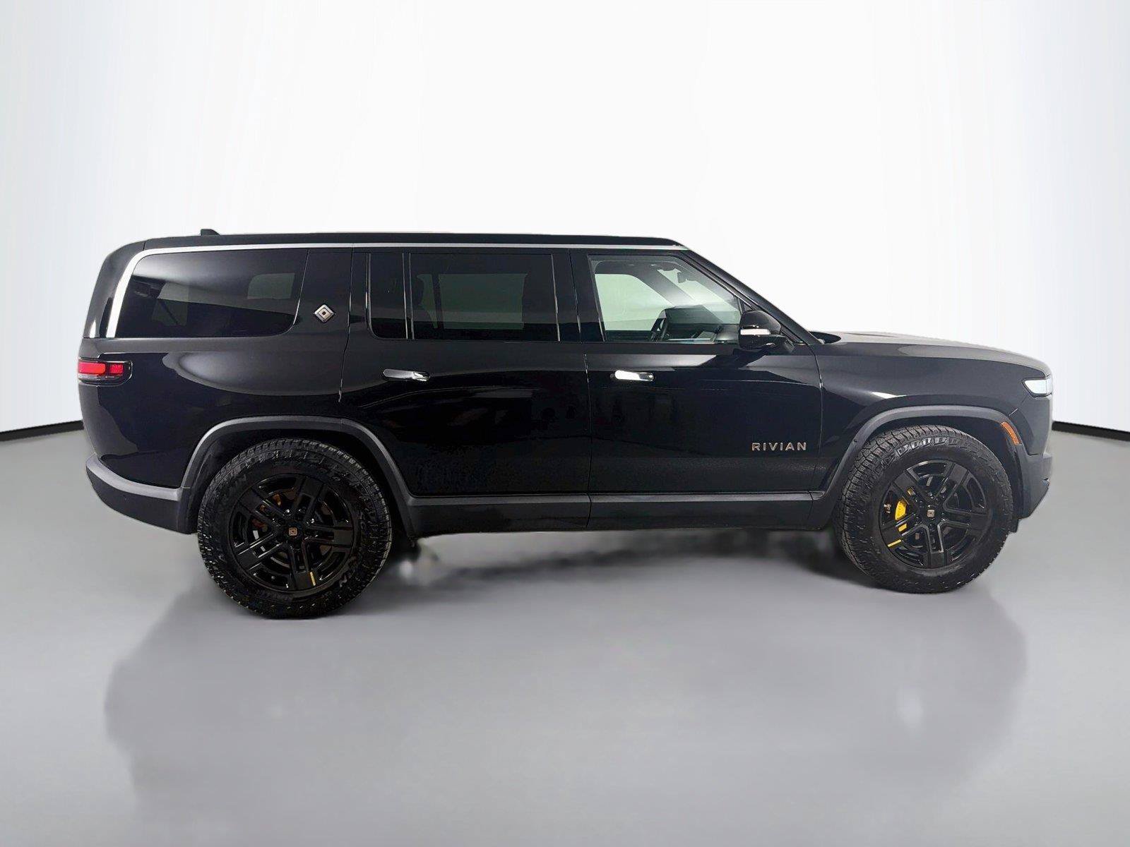 Used 2023 Rivian R1S Adventure Quad AWD/4WD image 4