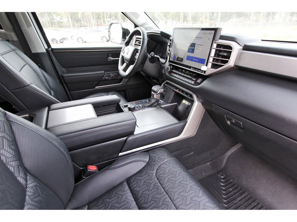 Used 2023 Toyota Sequoia Limited image 29