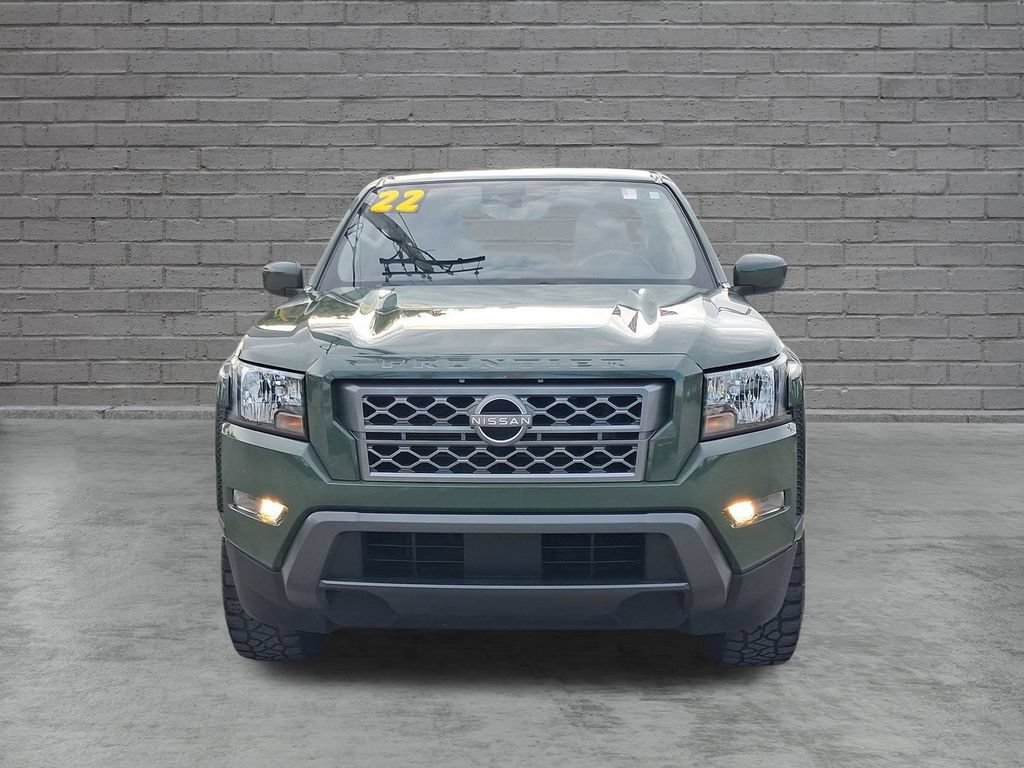 Used 2022 Nissan Frontier SV RWD image 2
