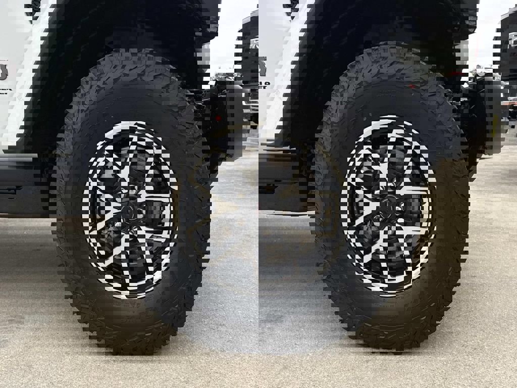 New 2026 Jeep Wrangler Unlimited Rubicon image 17