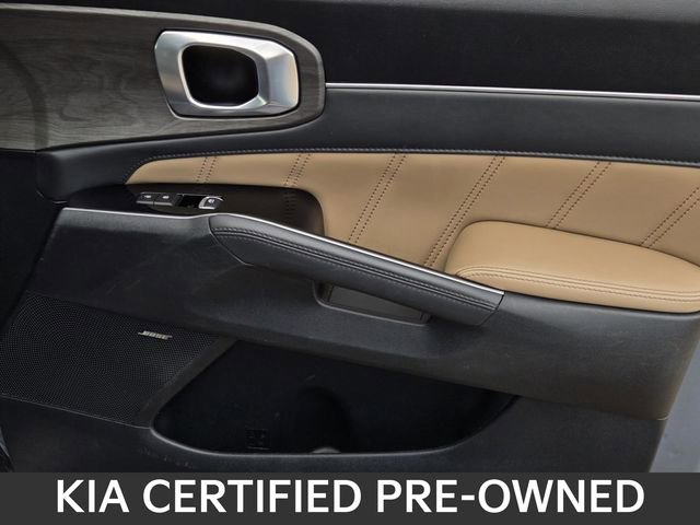 Used 2025 Kia Sorento SX Prestige w/ Olive Brown Leather Package image 8
