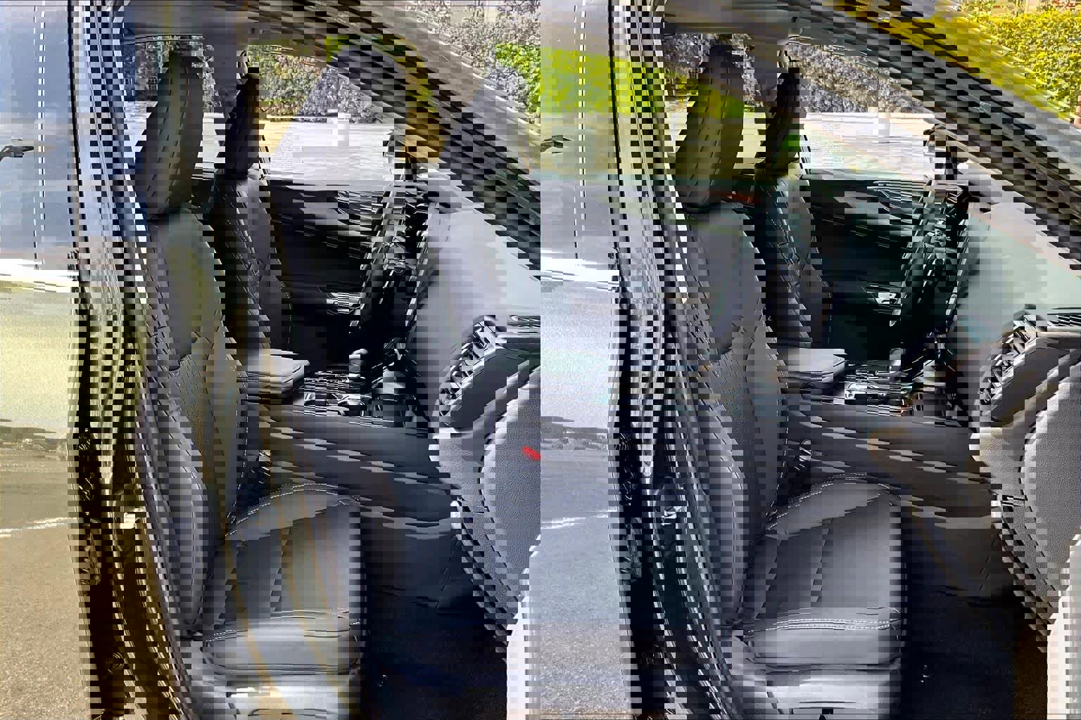 Used 2025 Lexus NX 250 FWD w/ Premium Package image 8