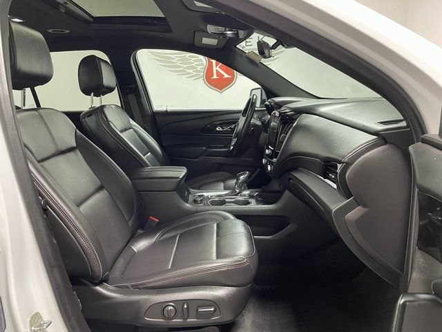 Used 2023 Chevrolet Traverse RS AWD/4WD image 23