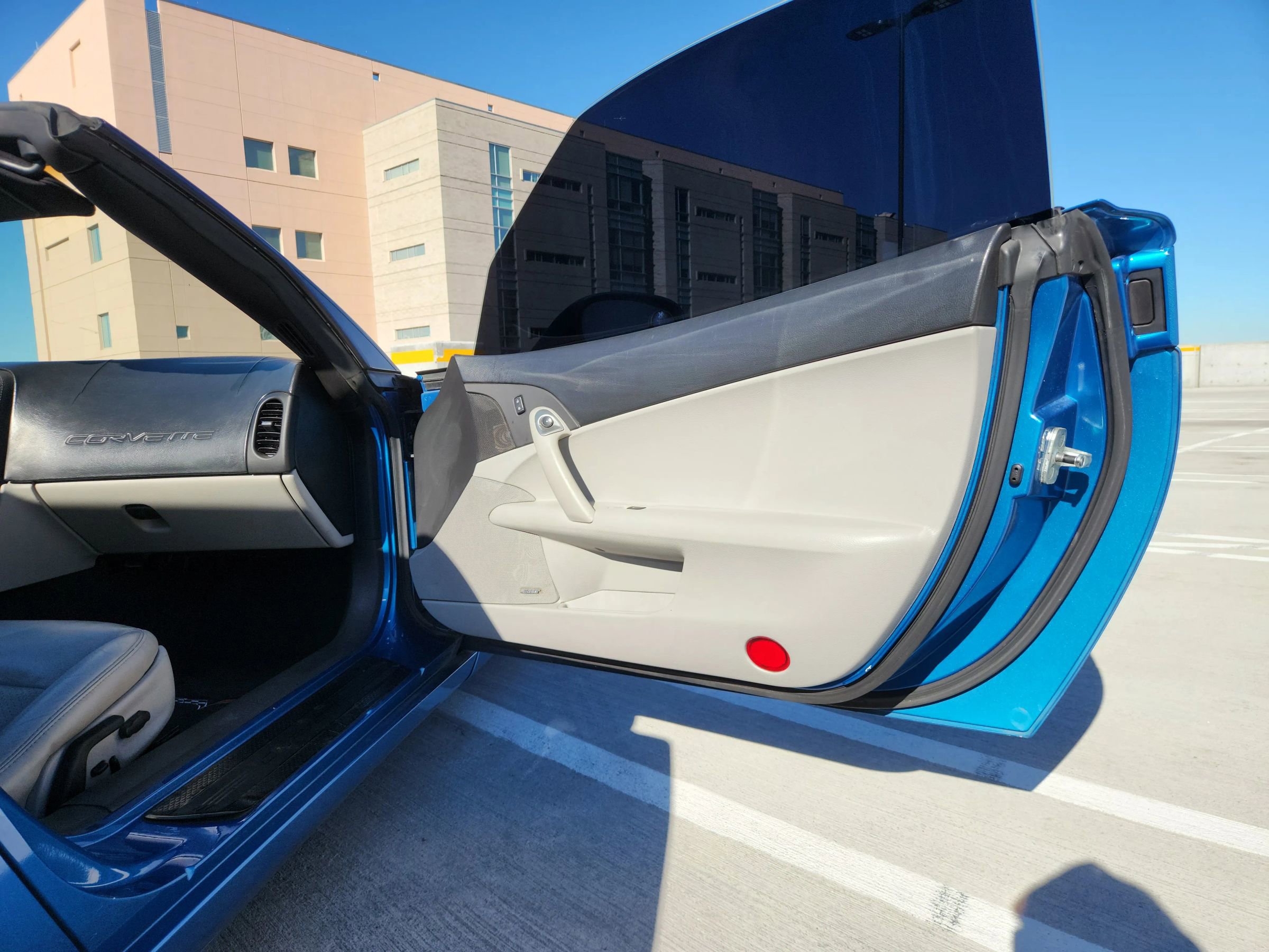 Used 2008 Chevrolet Corvette Coupe 2D w/ Preferred Equipment Group image 29