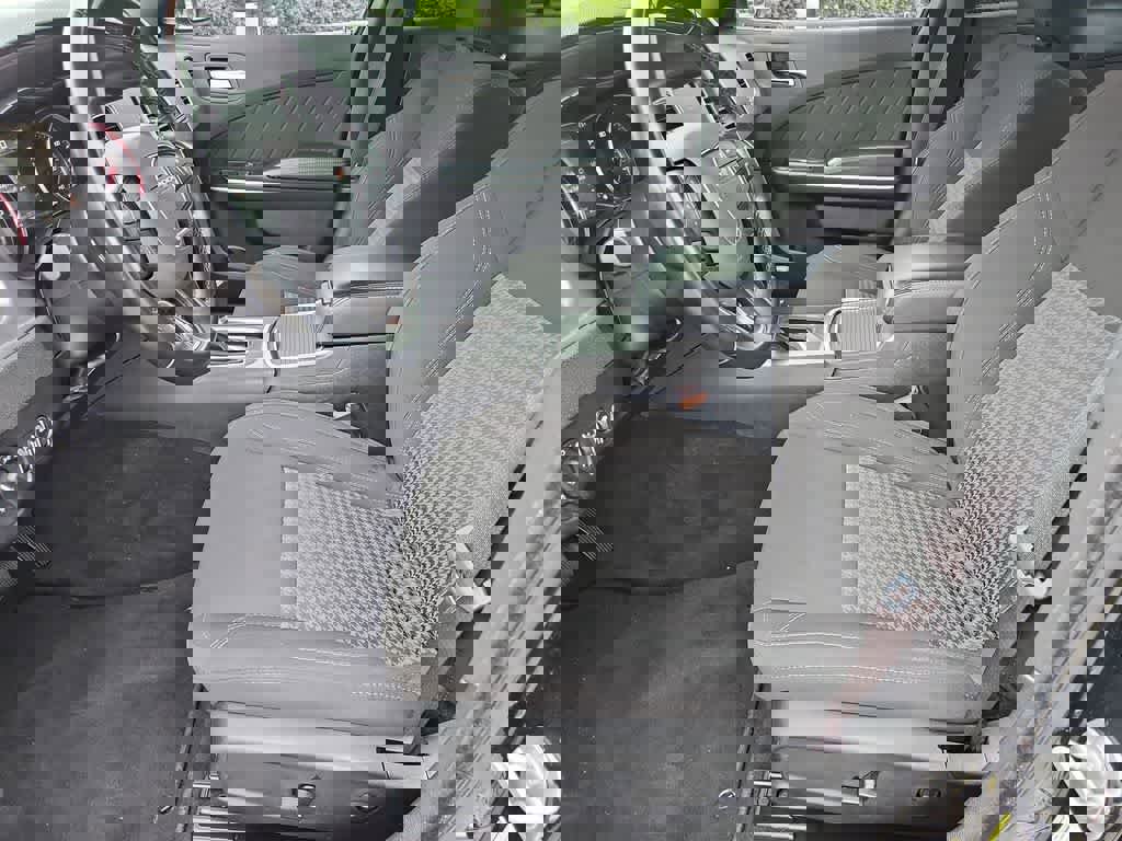 Used 2023 Dodge Charger SXT image 17