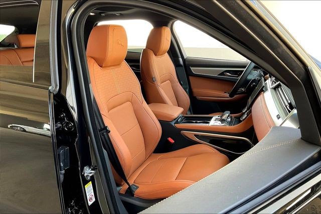 New 2026 Jaguar F-PACE R-Dynamic S image 12