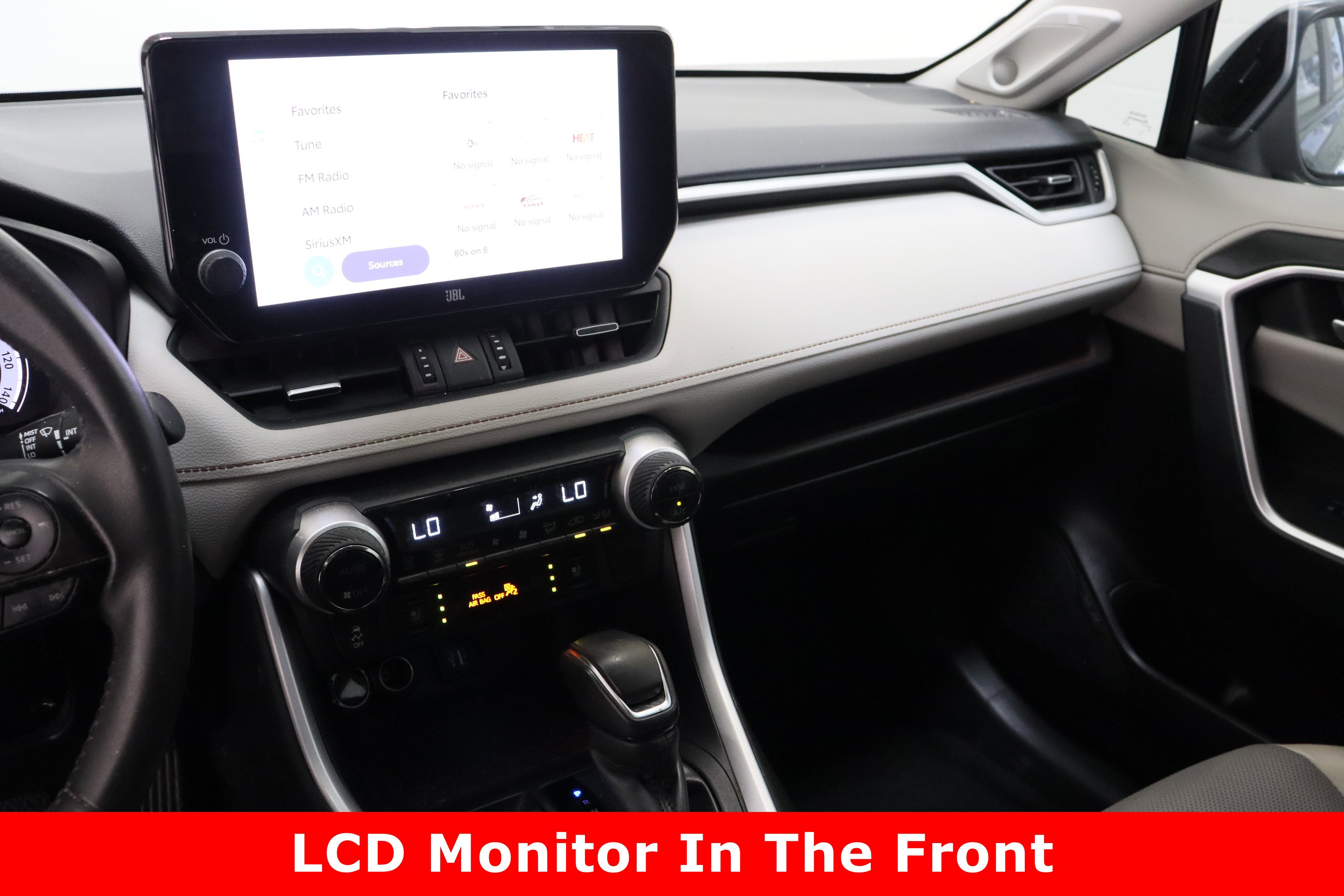 Used 2023 Toyota RAV4 Limited image 16