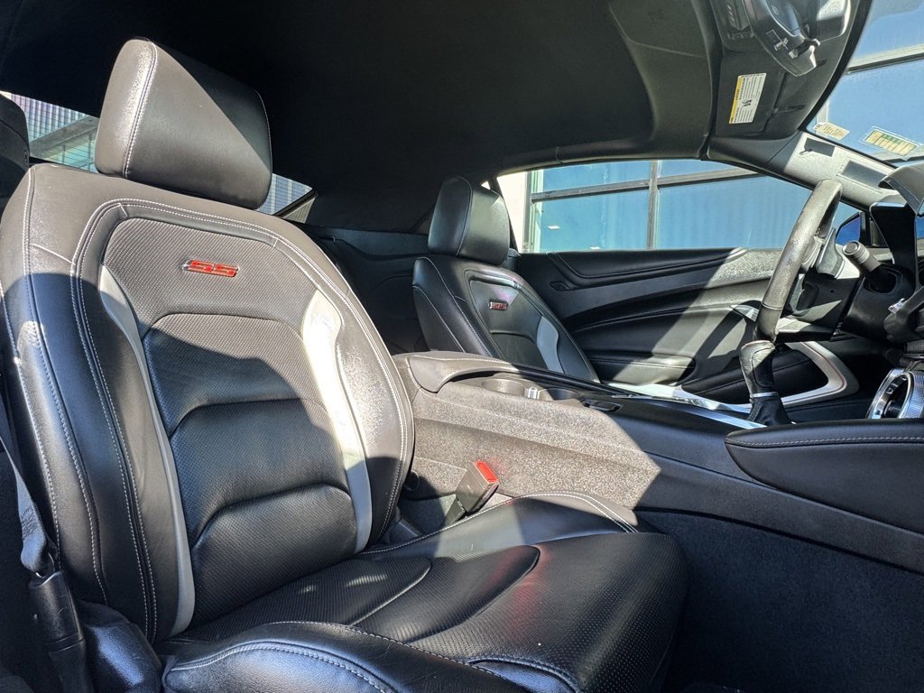 Used 2022 Chevrolet Camaro SS image 22
