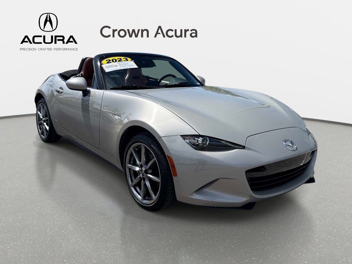 Used 2023 MAZDA MX-5 Miata Grand Touring RWD image 6