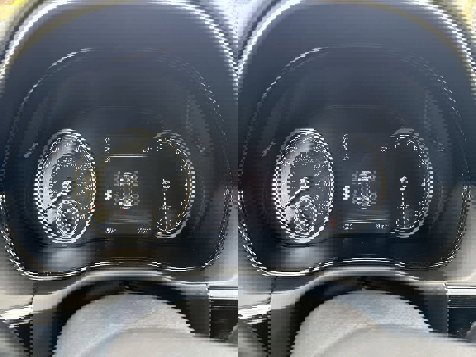 Used 2025 Genesis GV70 2.5T AWD/4WD image 31