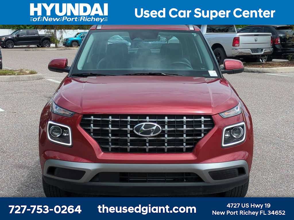 Certified 2024 Hyundai Venue Limited FWD image 8
