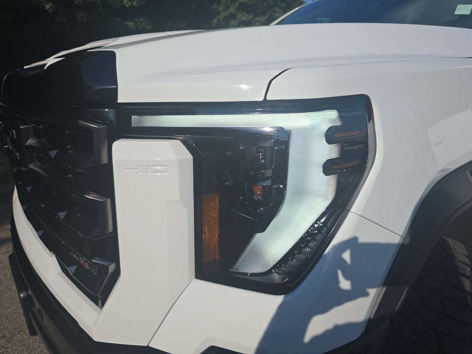 Used 2026 GMC Sierra 2500 AT4X AWD/4WD image 31