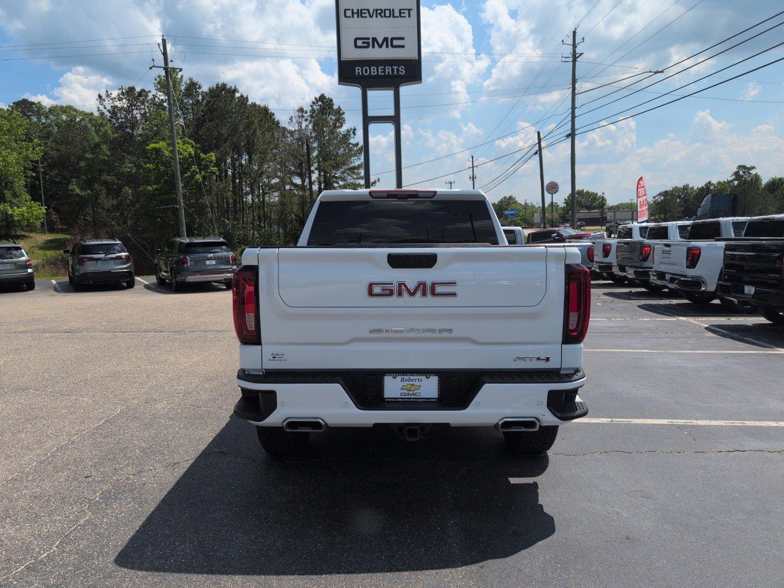 Used 2024 GMC Sierra 1500 AT4 w/ Technology Package image 4